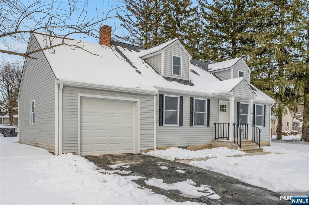 Homes for sale in Newton, NJ | 116 Sunset Blvd, Newton, NJ 07860 | MLS# 26002522