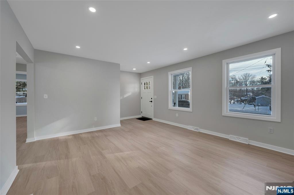 Homes for sale in Newton, NJ | 116 Sunset Blvd, Newton, NJ 07860 | MLS# 26002522