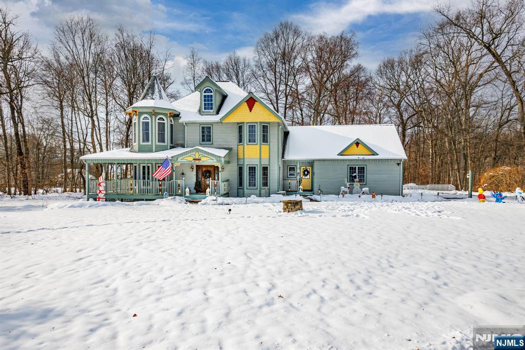 Homes for sale in Sussex, NJ | 1 Donna Lynn Ter, Sussex, NJ 07461 | MLS# 26002572