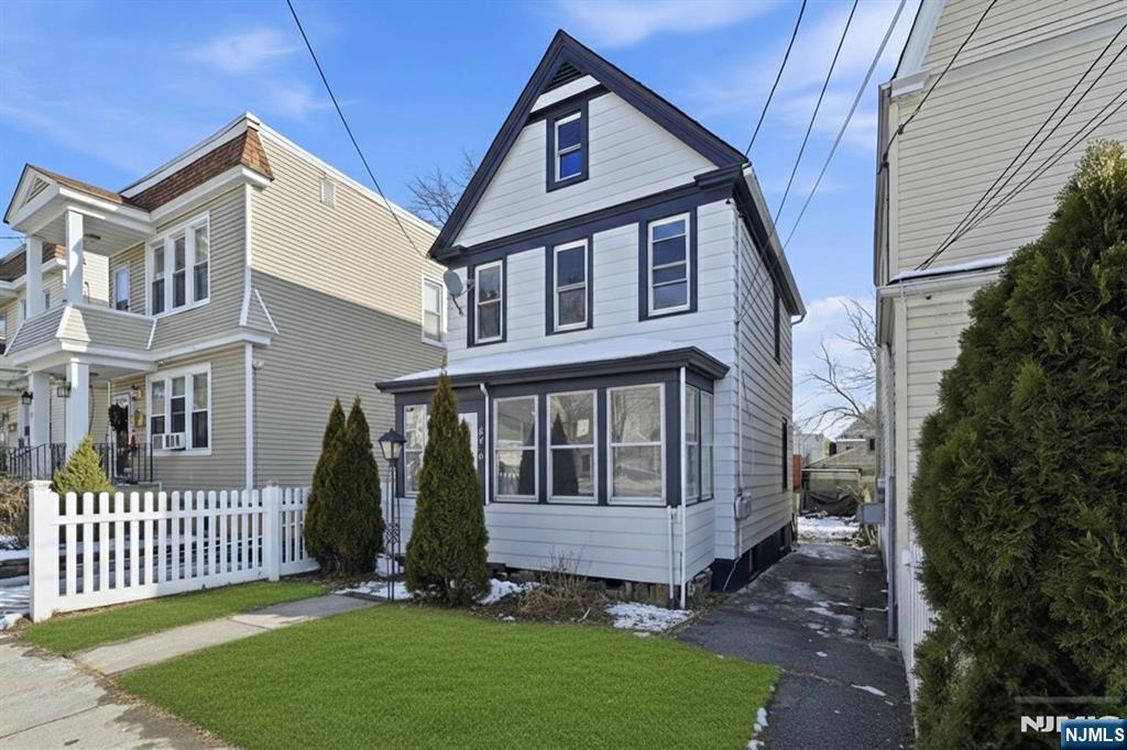 Homes for sale in West Orange, NJ | 48 Liberty St, West Orange, NJ 07052 | MLS# 26002664