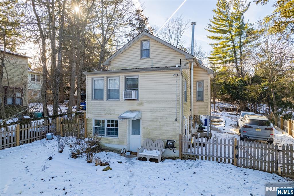 Homes for sale in Montville Township, NJ | 20 Alpine Rd, Montville Township, NJ 07082 | MLS# 26002726