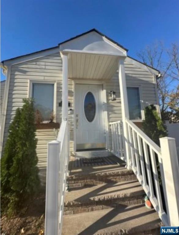 Homes for sale in Elmwood Park, NJ | 88 Fournier Crescent, Elmwood Park, NJ 07407 | MLS# 26002755