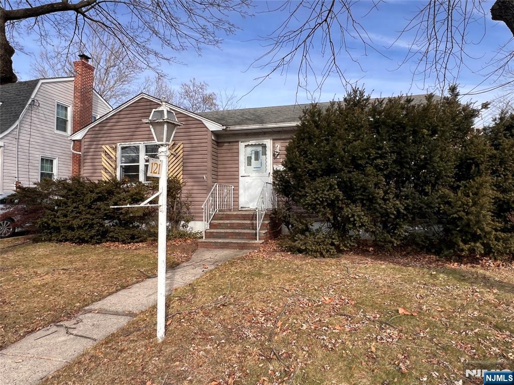 Homes for sale in Woodbridge, NJ | 121 Woodbridge Ave, Woodbridge, NJ 07077 | MLS# 26002774